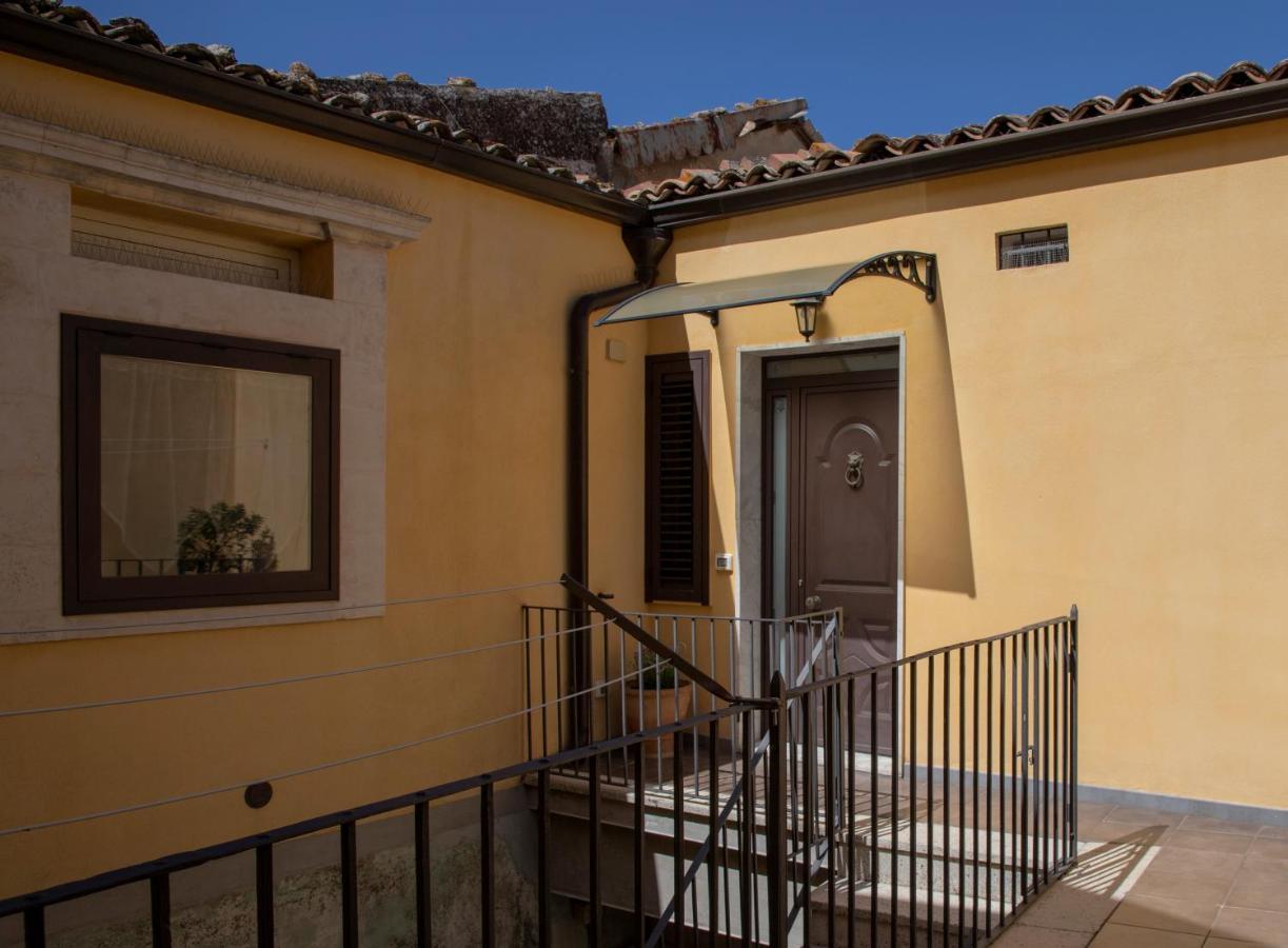 Casa Vacanza Da Dina モーディカ エクステリア 写真